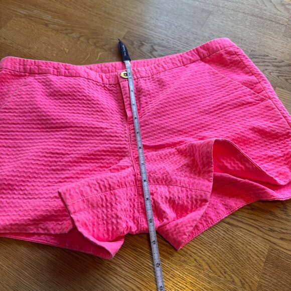 Lilly Pulitzer Pink Textured Shorts Size 4 - Picture 12 of 13